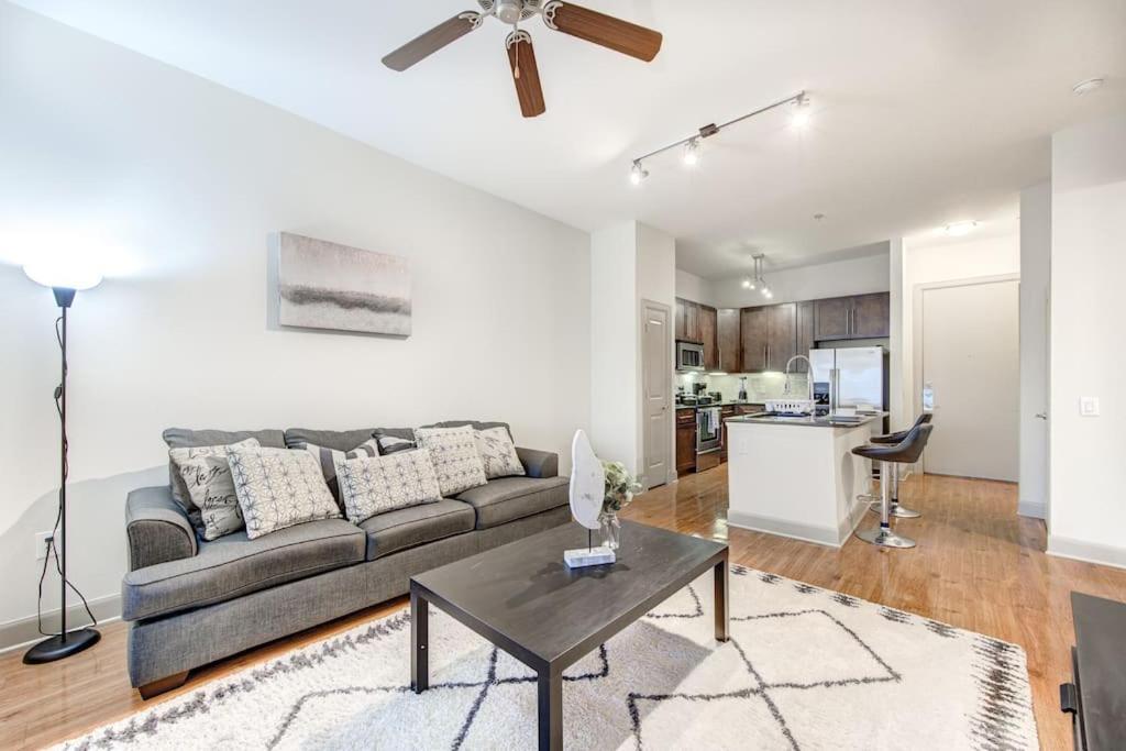 דירות יוסטון Chic 1Br Near Nrg With Pool Wifi Freeparking מראה חיצוני תמונה